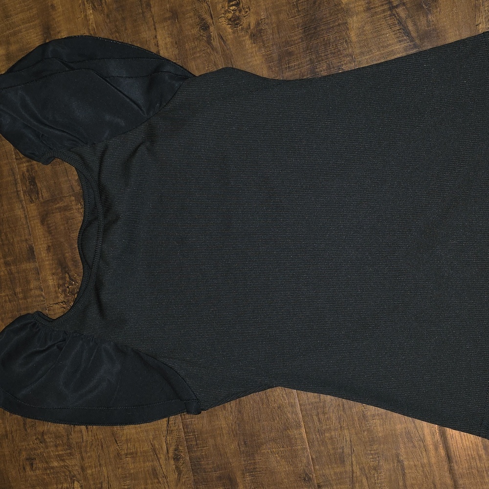 Size Small Bundle - Picture 2 of 5